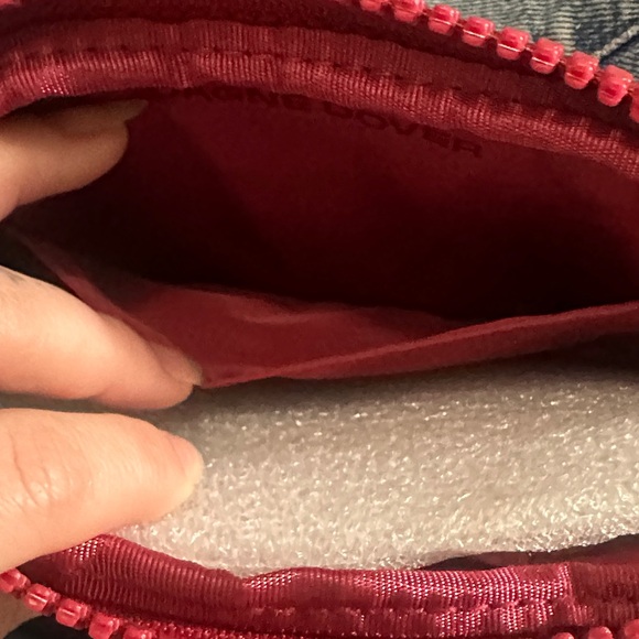 DAGNE DOVER x SEPHORA Phone Sling - Red - Picture 8 of 8